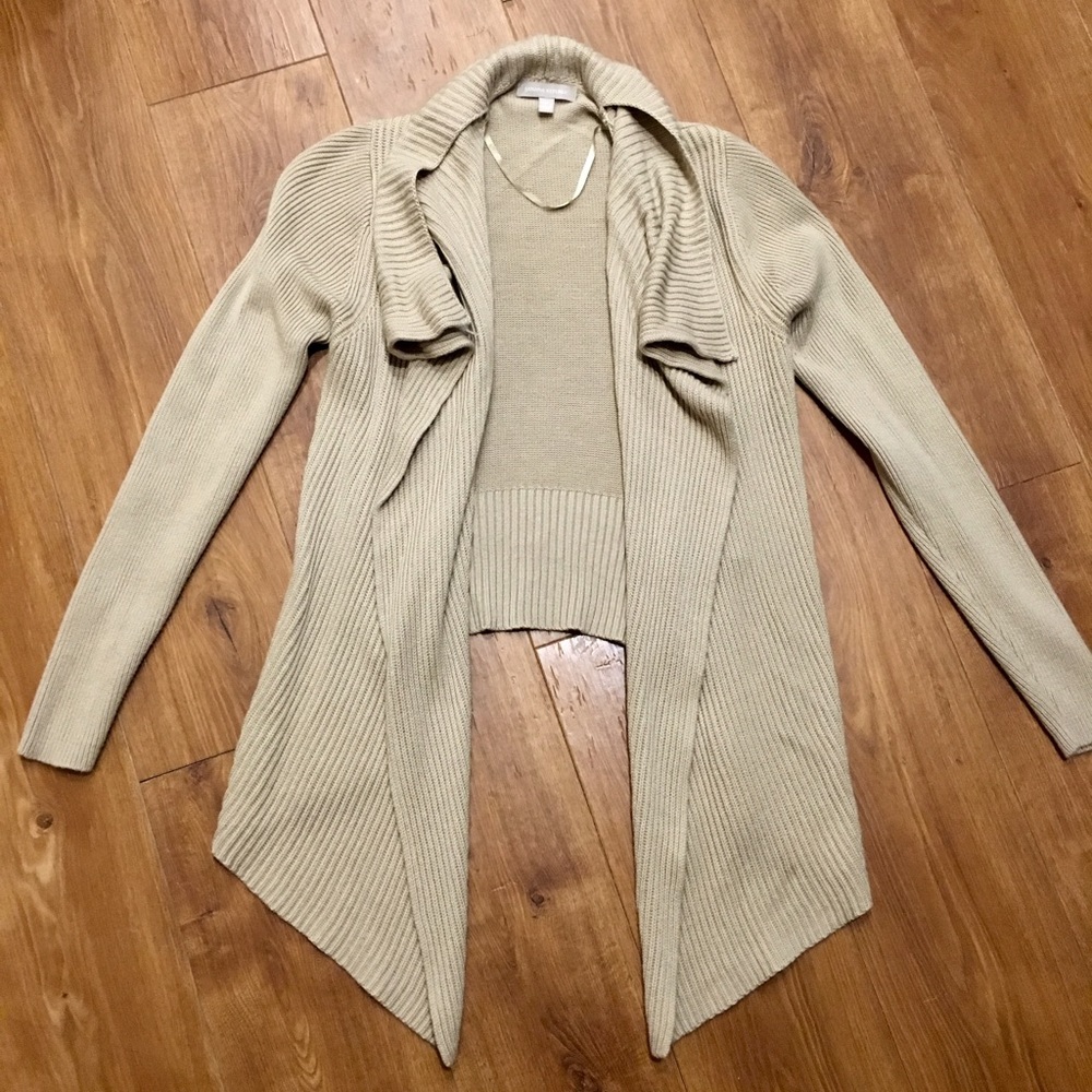 NWOT, BR Knit asymmetrical sweater
