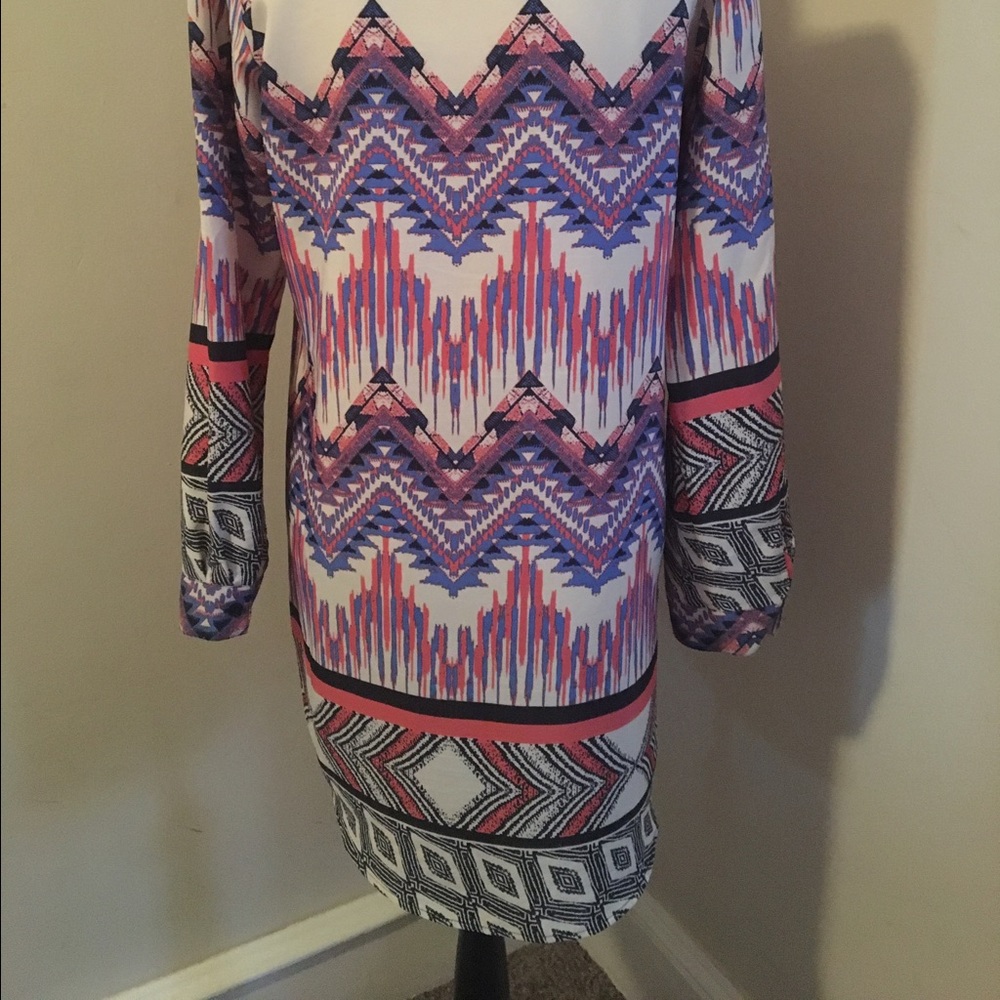 Aztec Shift Dress - Picture 3 of 4