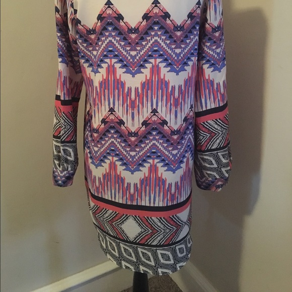 Aztec Shift Dress - Picture 3 of 4