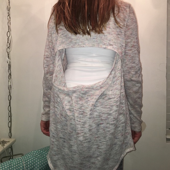 sweater - Picture 2 of 2