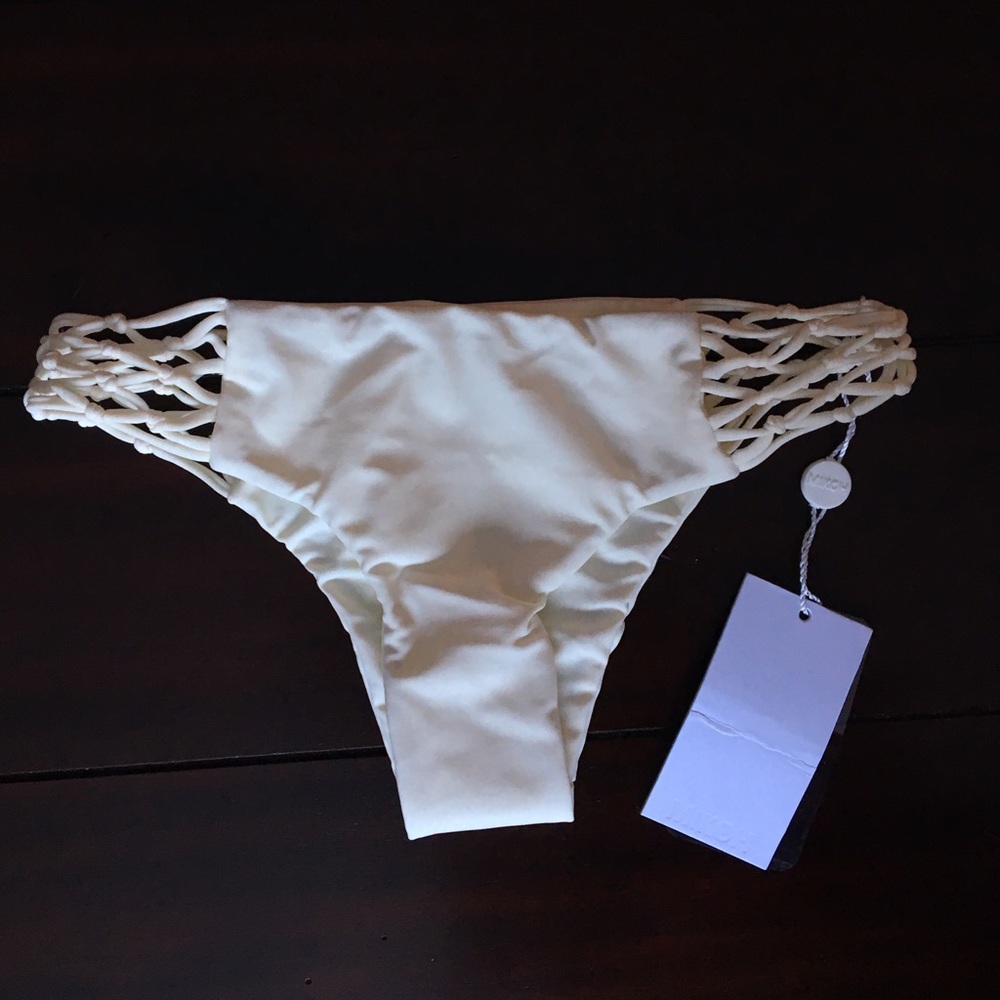 Mikoh rockie bottoms in bone