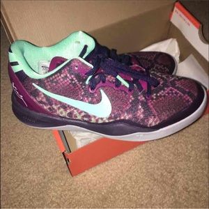 Kobe 8s [comes with original Nike box] *ON HOLD*
