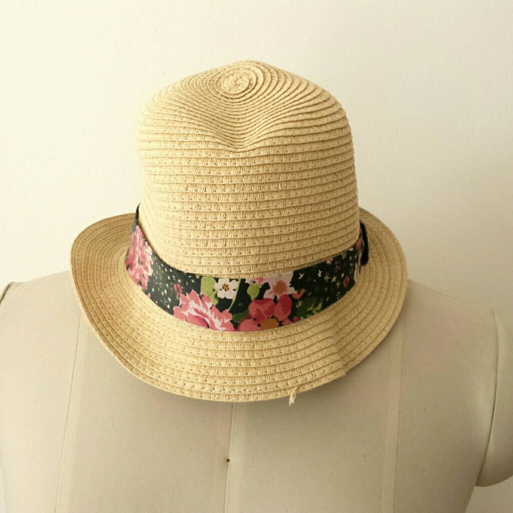 Old Navy straw fedora hat