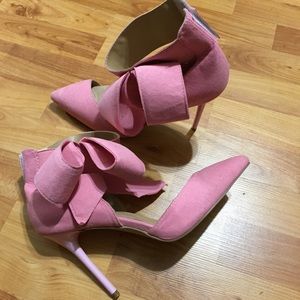 Pink Heels with Bows!