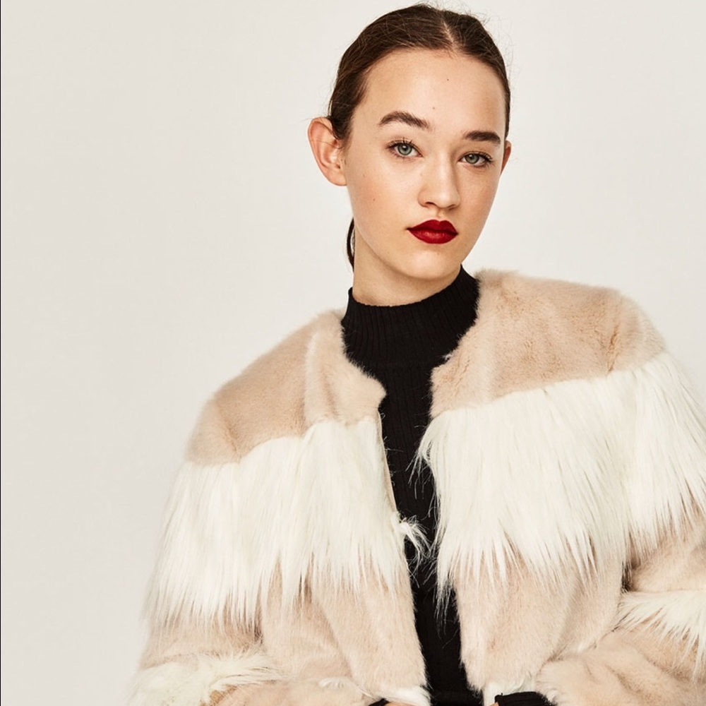 Zara contrast white and tan short faux fur coat - Picture 2 of 5
