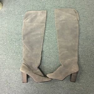 GRAY OVER THE KNEE BOOTS
