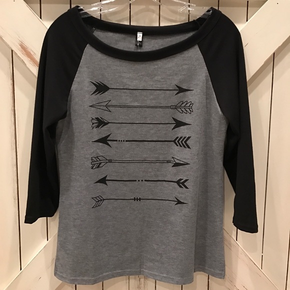 Tops - ⚾️ Boutique Baseball Tee ⚾️