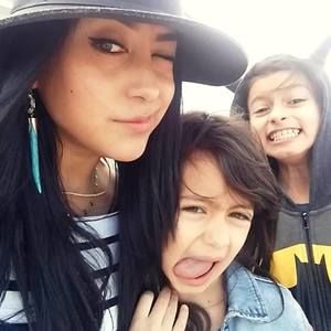 Meet your Posher, Ana