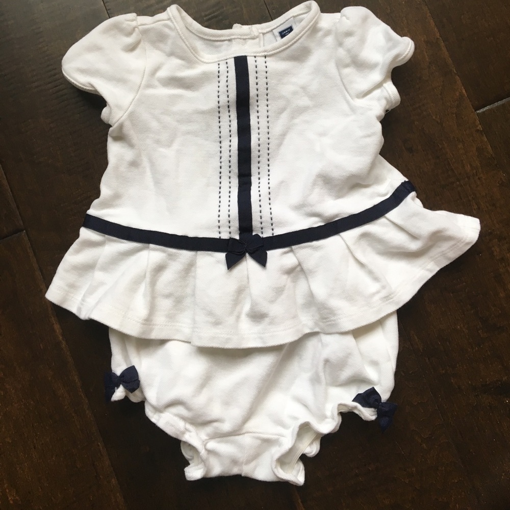 Janie and Jack infant set