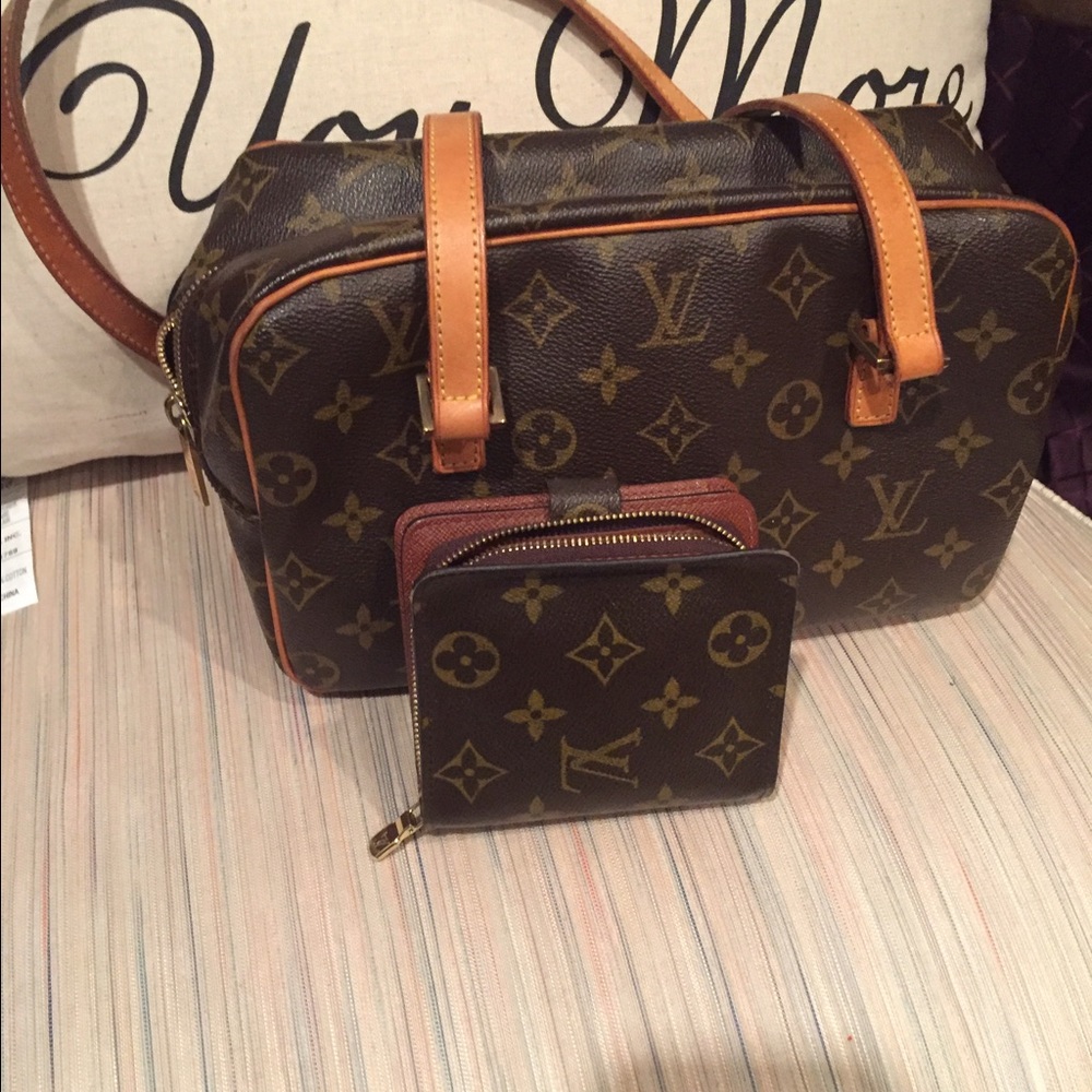Authentic, Louis Vuitton wallet.
