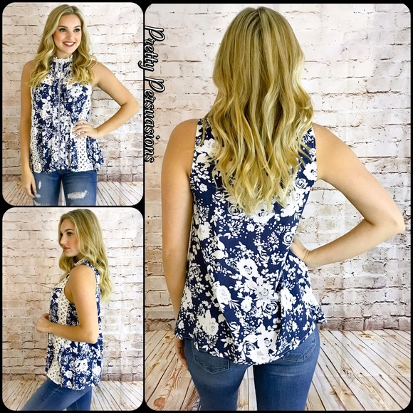 SOLD OUT‼️ NWT Navy & White Crochet Neckline Top - Picture 3 of 5