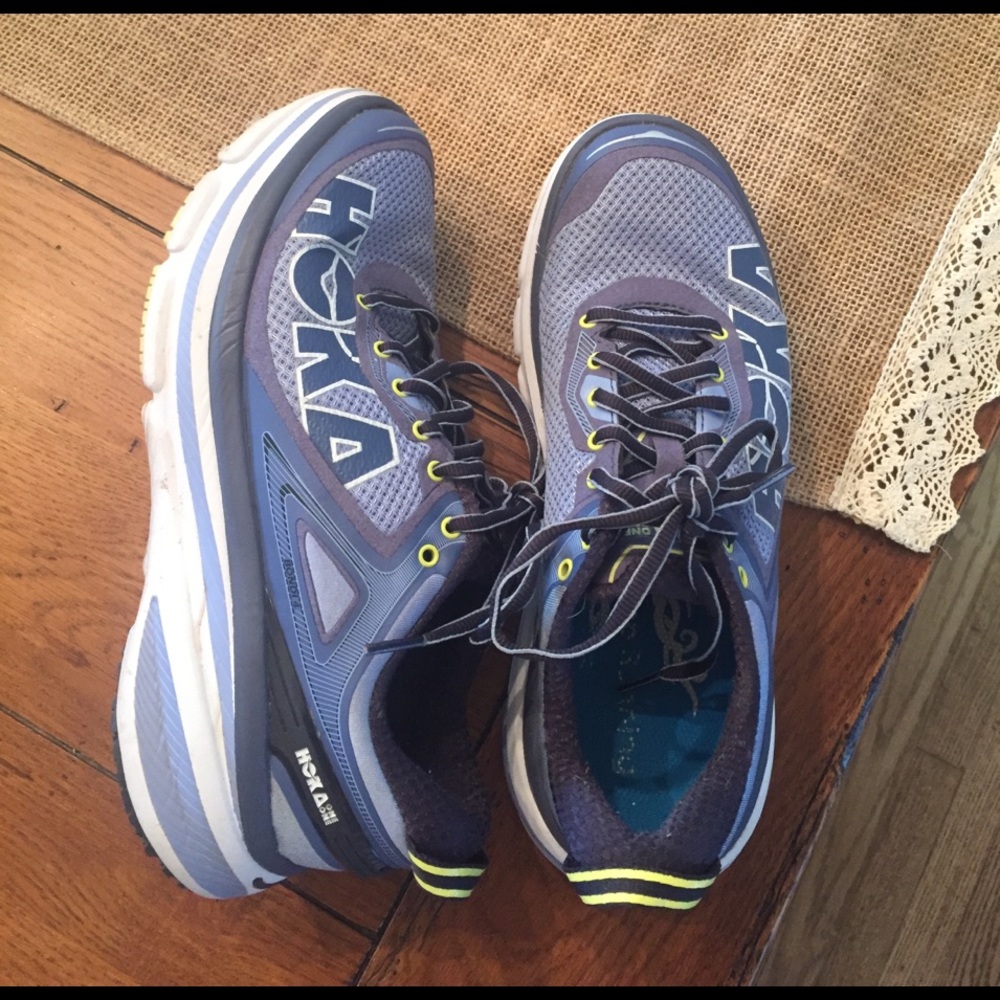 Hoka one one