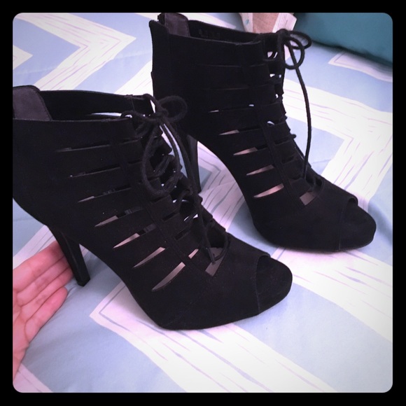 Fergalicious Shoes - Fergalicious Booties 👌🏼🎉
