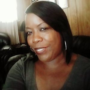 Meet your Posher, Yolanda