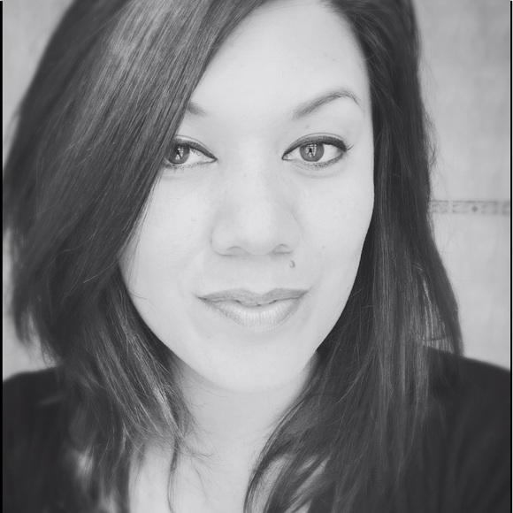 Meet your Posher, Renea - Picture 2 of 2