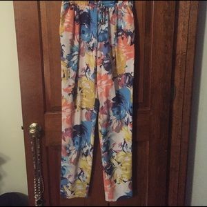Bebe Flower Pants