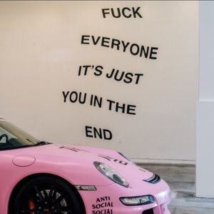 Meet your Posher, Corey