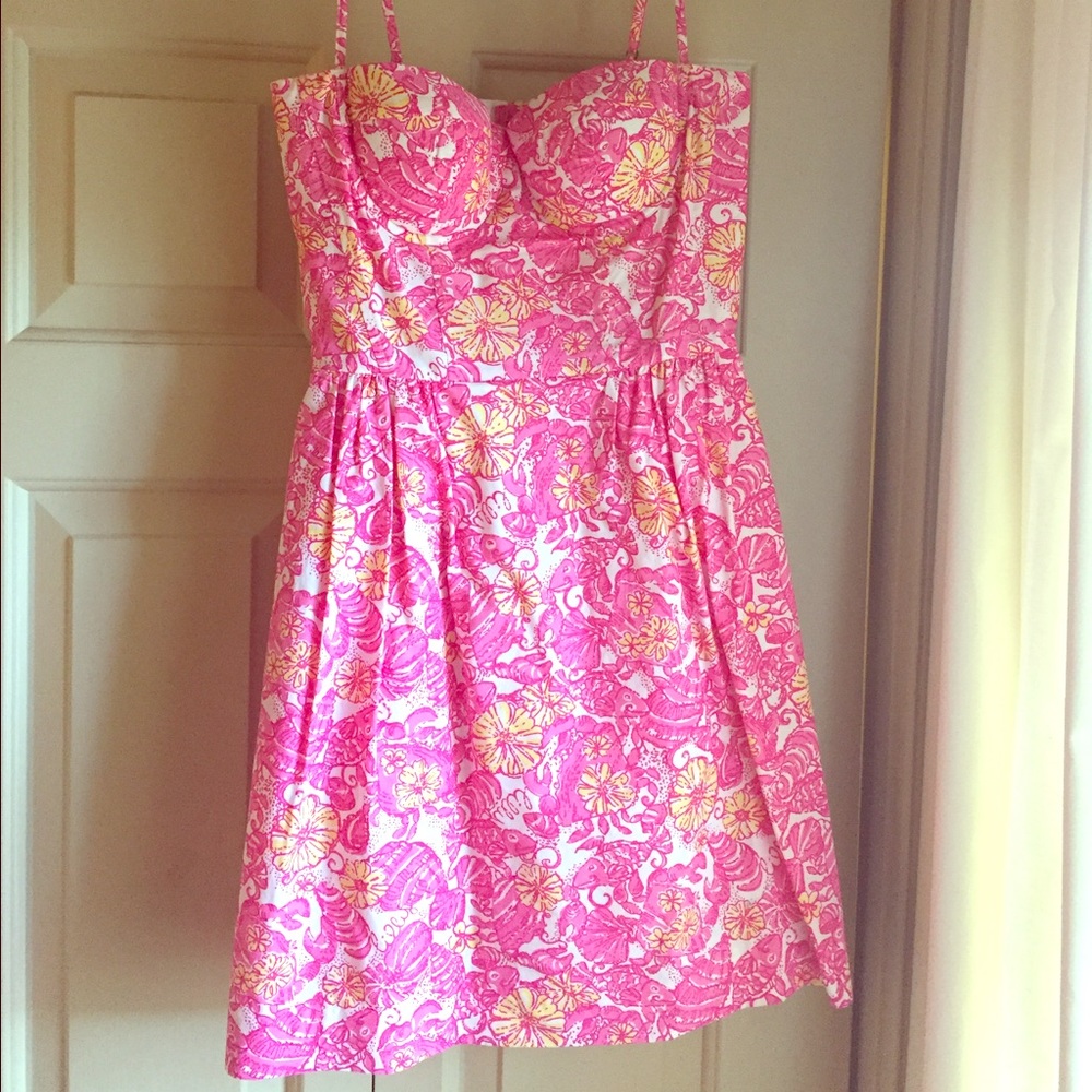 Lilly Pulitzer fit and flare pink printed dress! 0