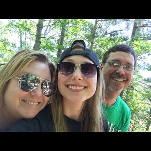 Meet your Posher, Sharyl