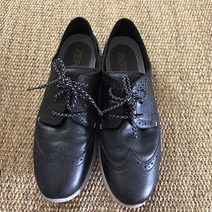 Authentic Cole Haan Zerogrand