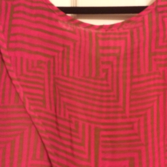 Spring Top - Picture 4 of 4