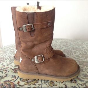 Brown suede UGG girls 3