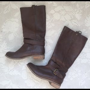 Urban outfitters boots size 8