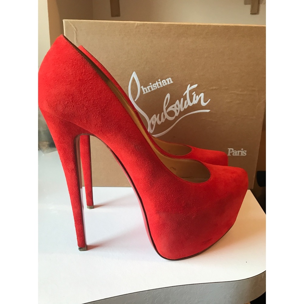 Christian Louboutin Daffodil, Corazon, Sz 40/10