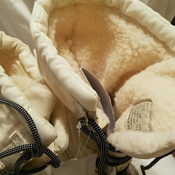 Authentic Coach boots - Picture 4 of 7