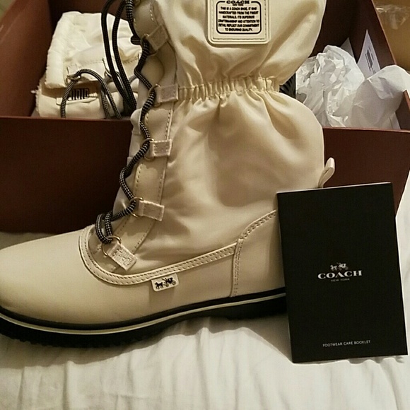 Authentic Coach boots - Picture 7 of 7