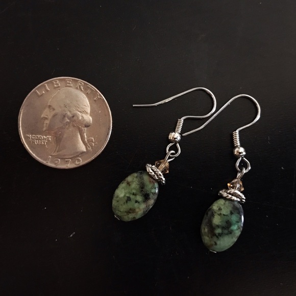 Two pairs of vintage dangle earrings - Picture 3 of 3