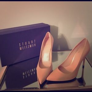 Stuart Weitzman Nude Pumps