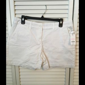 NWT Crown and Ivy Bermuda shorts