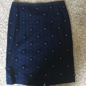 Talbots Navy Blue skirt with accents, Size 6