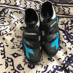 Awesome indoor spin/ outdoor cycling shoes!