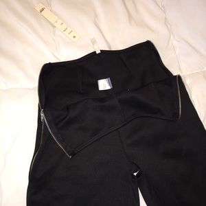 Side zip, high waisted leggings