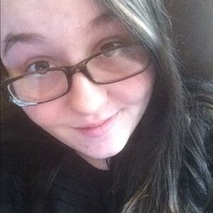 Meet your Posher, Angelica