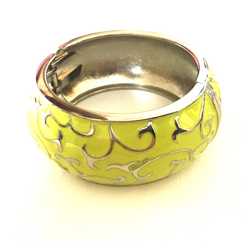 Trendy Vine Bracelet