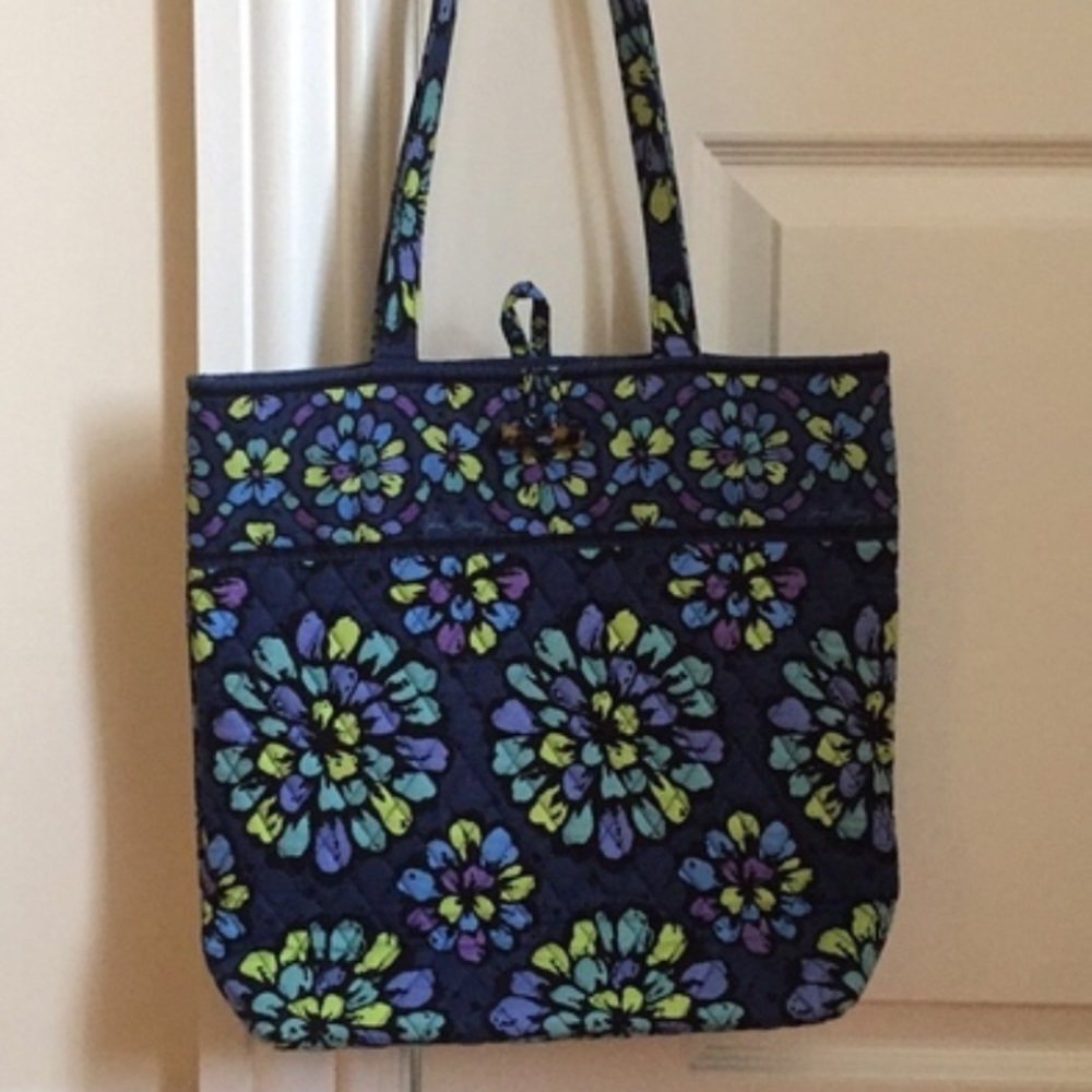 Vera Bradley Tote