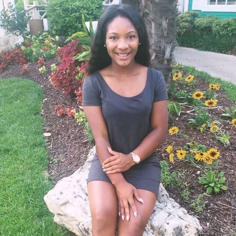Meet your Posher, Jasmine