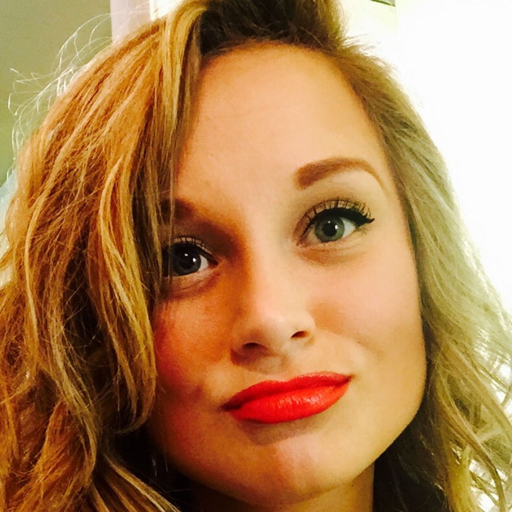 Meet your Posher, Christina t.