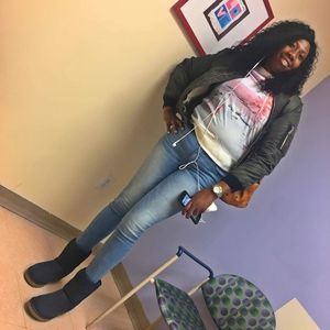 Meet your Posher, Janease