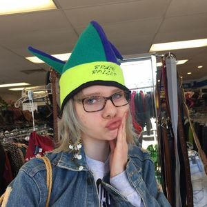 Meet your Posher, Abby