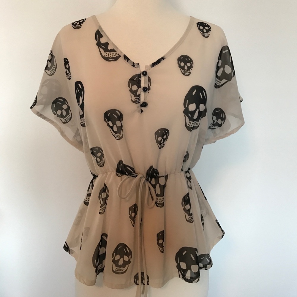 Skull print peplum blouse