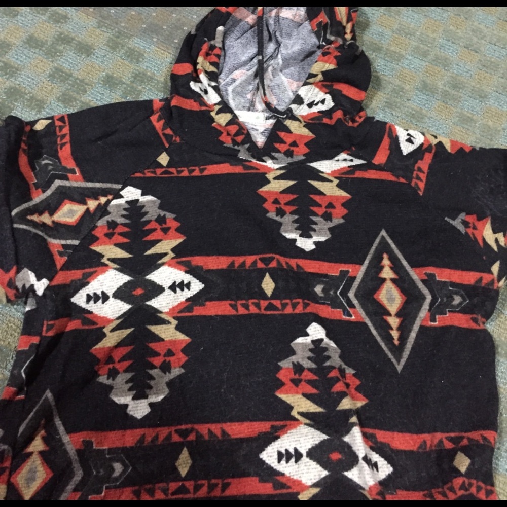 T shirt hoodie
