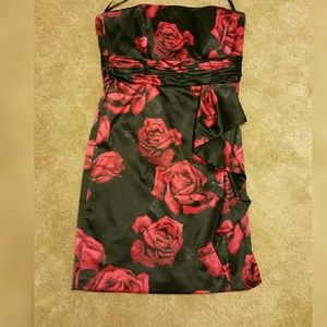 White House Black Market strapless dress