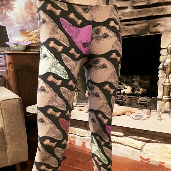 Lularoe Unicorn Rare Chihuahua leggings - Picture 3 of 5