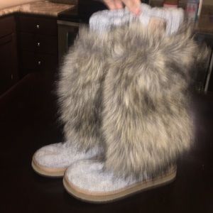 Victoria secret grey boots
