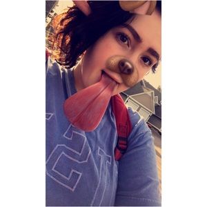 Meet your Posher, Eva