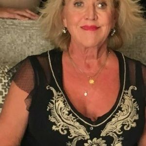 Meet your Posher, Peggy